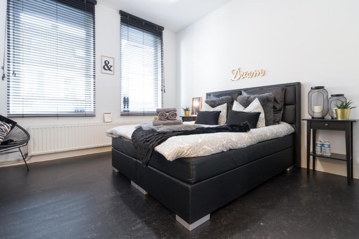 Suite Cesar Gent Exteriör bild